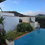 Ocean Heated Pool&jacuzzi View Ii Flat 아파트